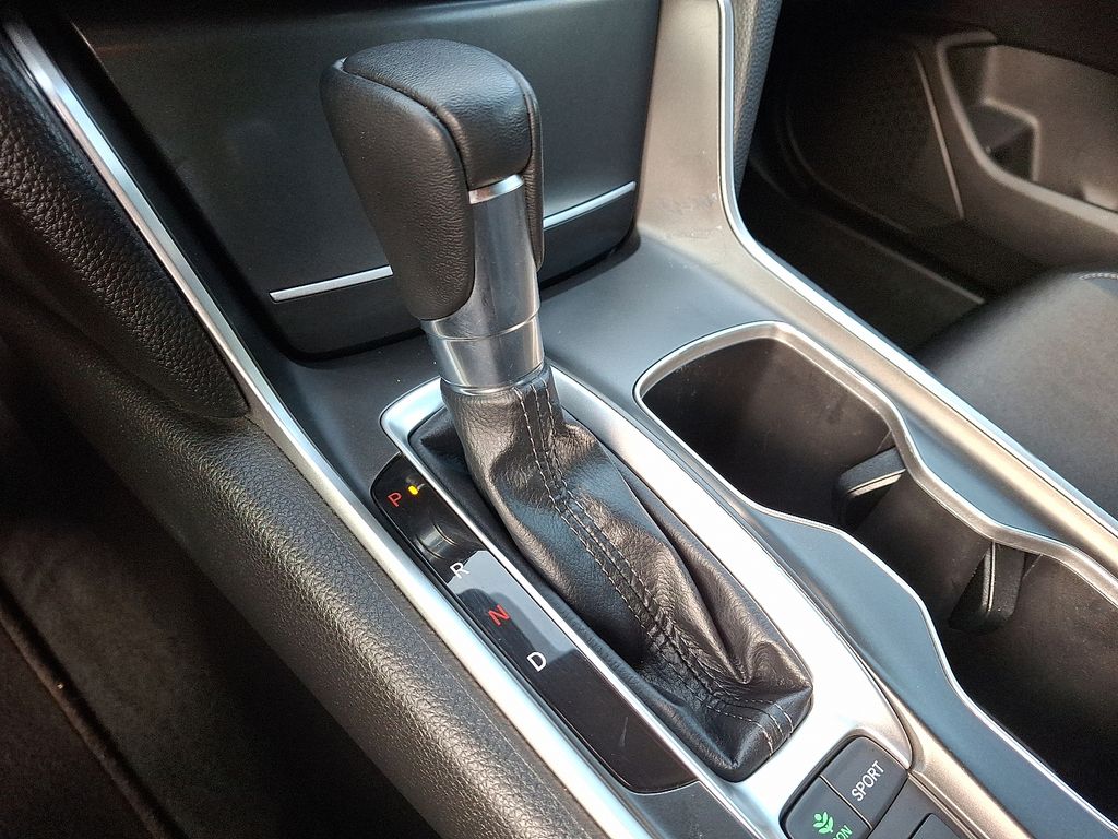 2022 Honda Accord Sport 12