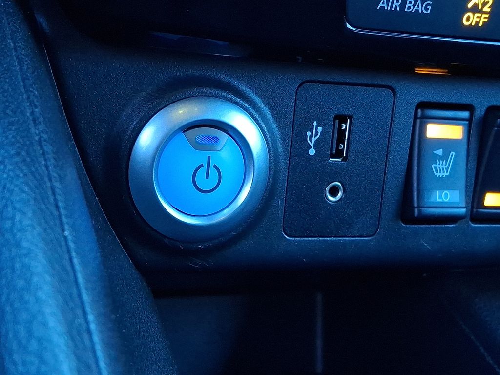 Thumbnail: 2019 Nissan Leaf - 22