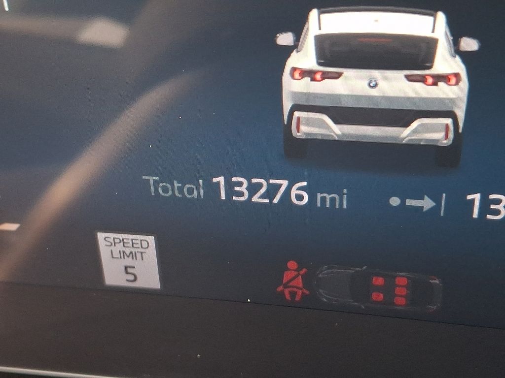 Thumbnail: 2024 BMW X2 - 16