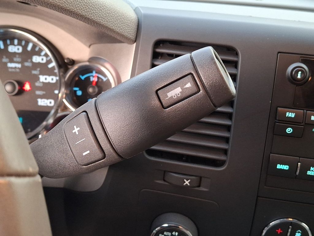 Thumbnail: 2013 Chevrolet Silverado 1500 - 13