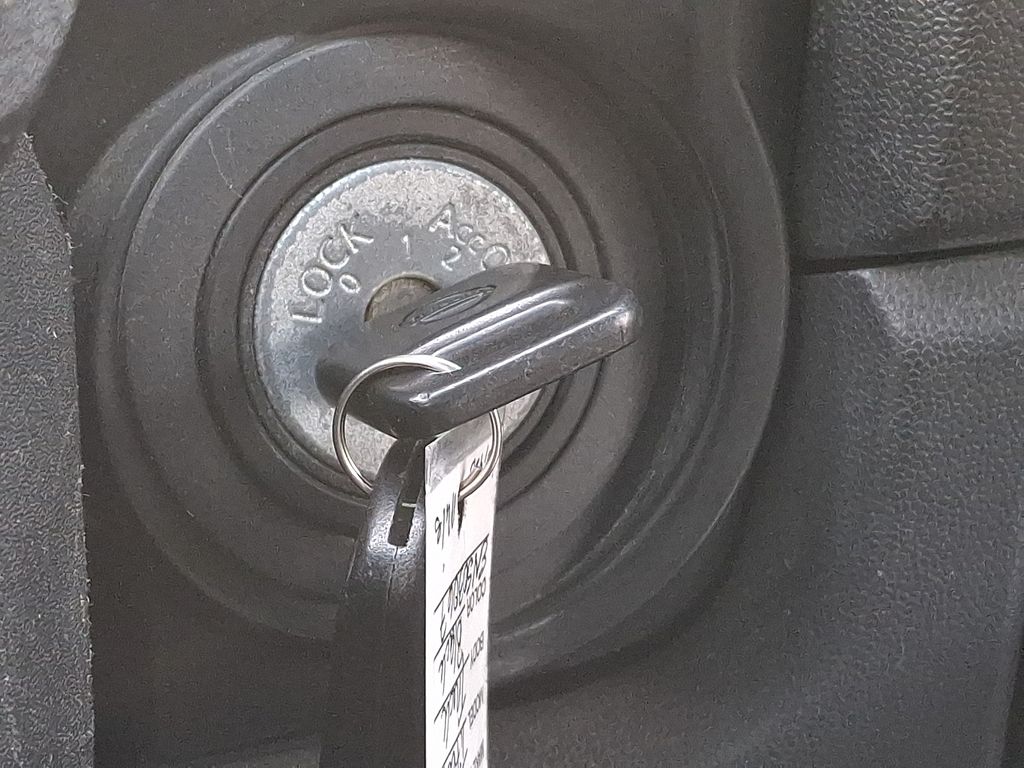 Thumbnail: 2014 Nissan Titan - 20