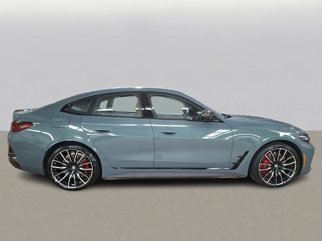 Thumbnail: 2025 BMW i4 - 3