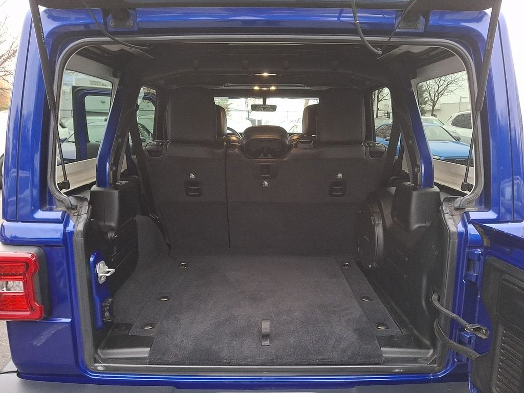 Thumbnail: 2020 Jeep Wrangler - 25