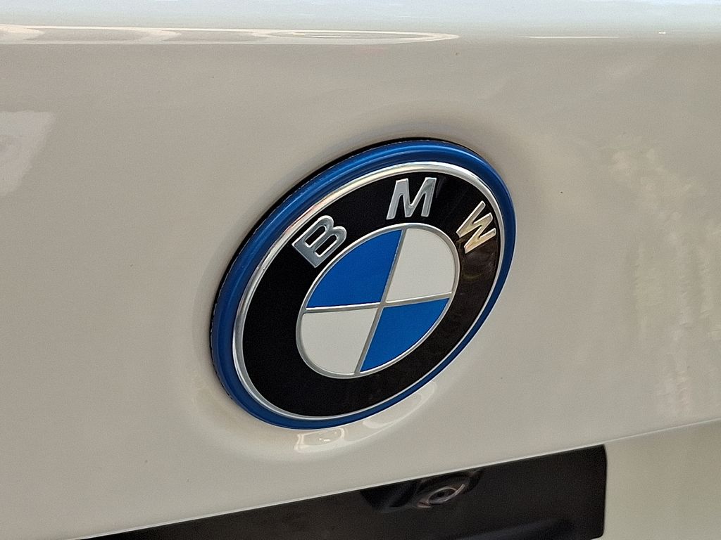 2024 BMW 3 Series 330e xDrive 30