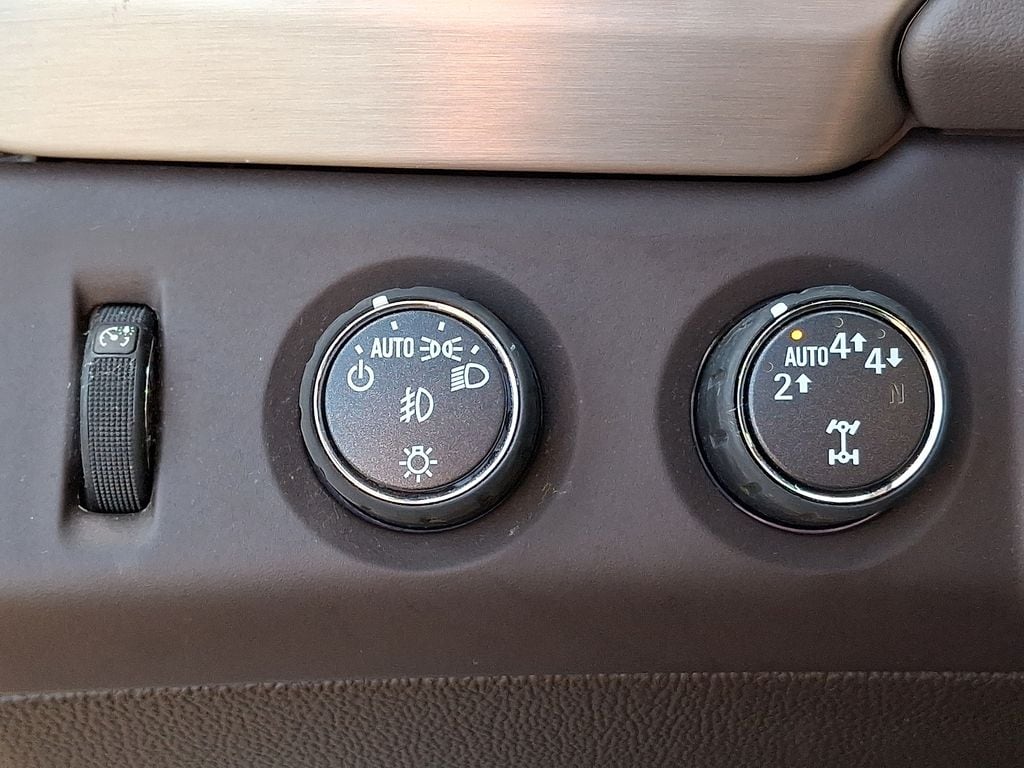 Thumbnail: 2020 GMC Yukon - 25