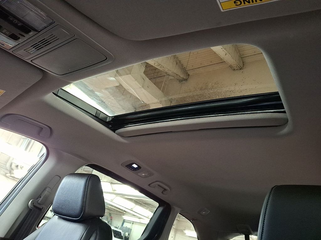 Thumbnail: 2023 Honda Odyssey - 12