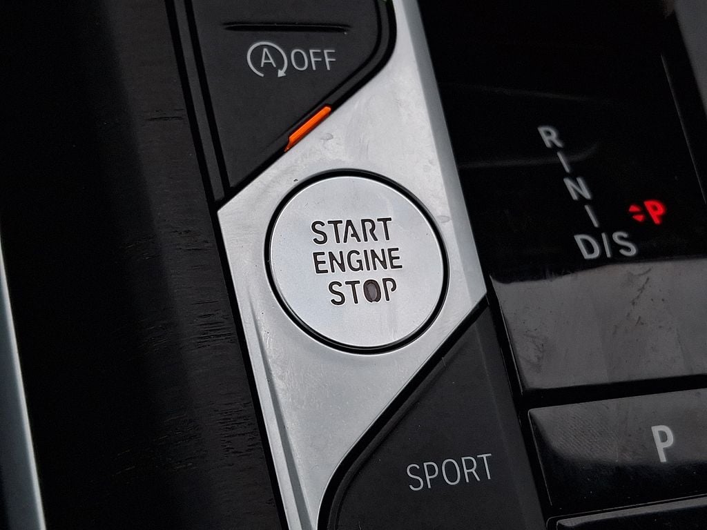 Thumbnail: 2023 BMW 3 Series - 21