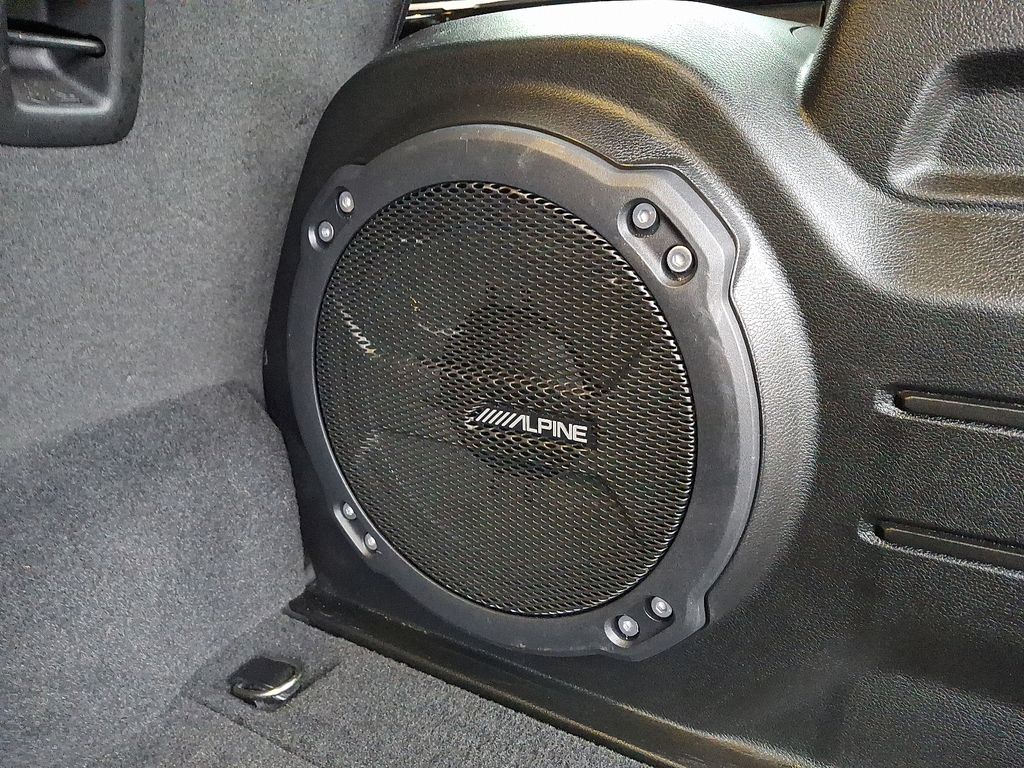 Thumbnail: 2022 Jeep Wrangler - 23