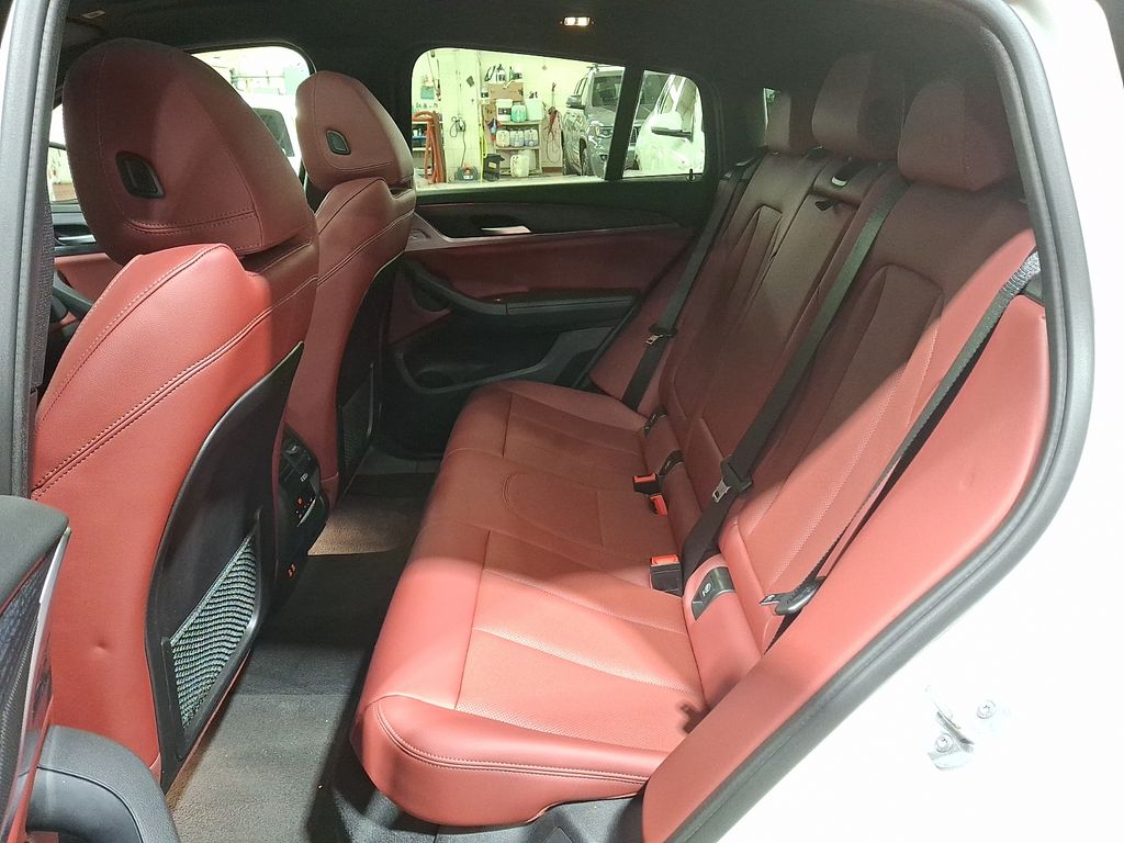 Thumbnail: 2023 BMW X4 - 7