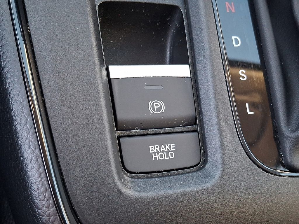 Thumbnail: 2023 Honda CR-V - 19