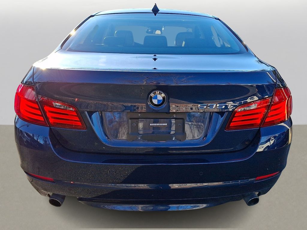 Thumbnail: 2011 BMW 5 Series - 4