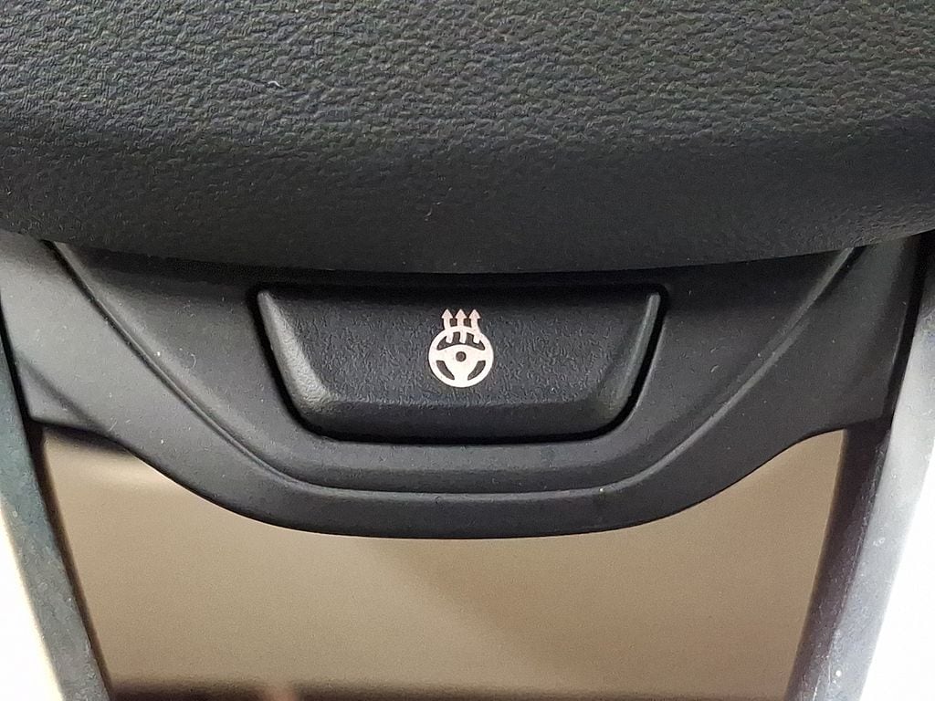 Thumbnail: 2021 BMW 3 Series - 19