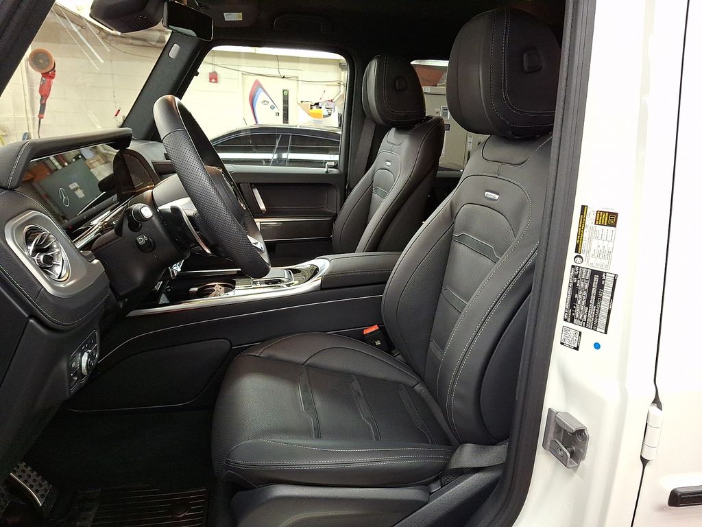 Thumbnail: 2025 Mercedes-Benz G-Class - 9