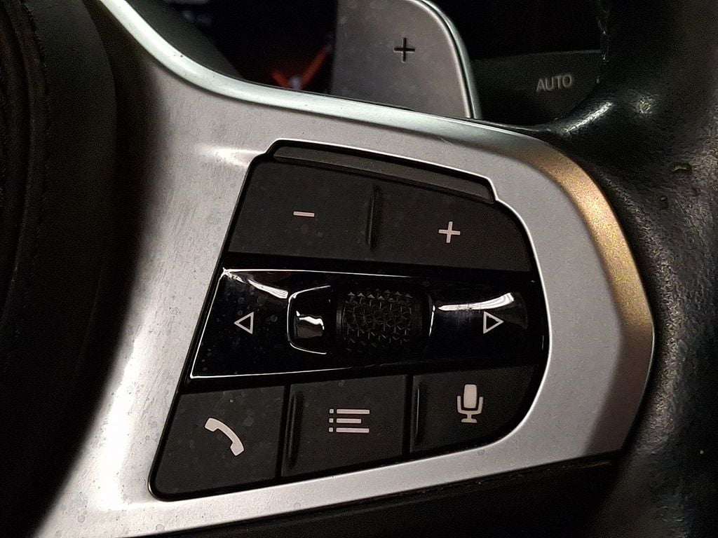 Thumbnail: 2023 BMW 5 Series - 18