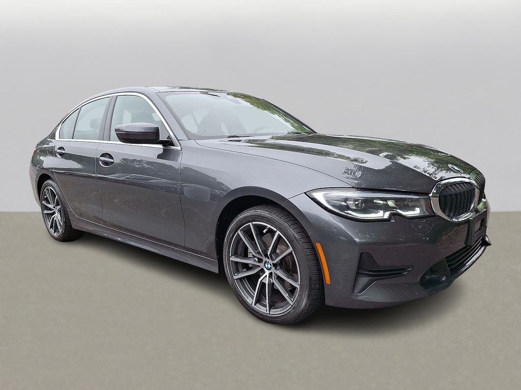 Thumbnail: 2022 BMW 3 Series - 3