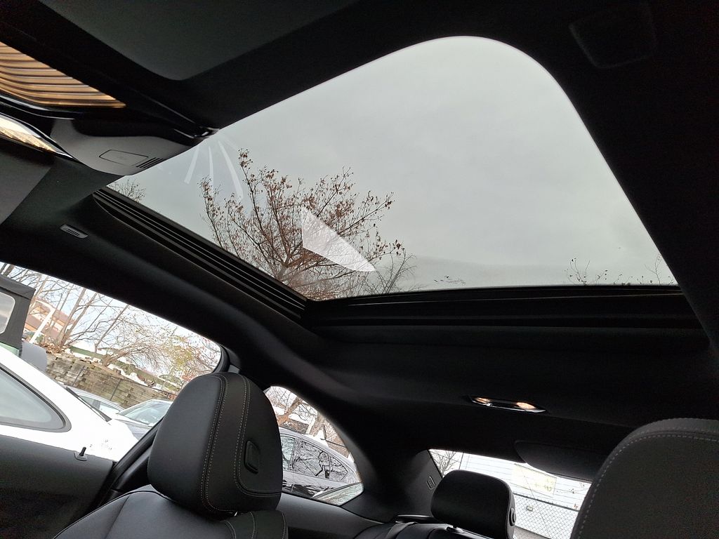 Thumbnail: 2025 BMW 2 Series - 8