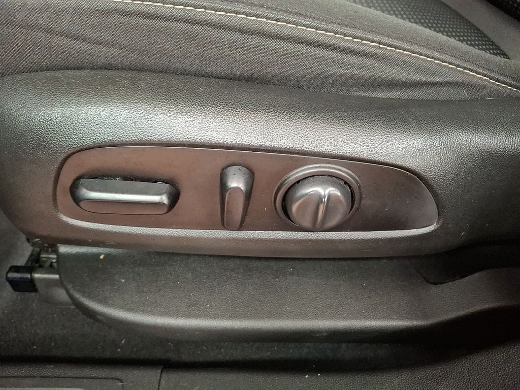 Thumbnail: 2021 GMC Acadia - 11