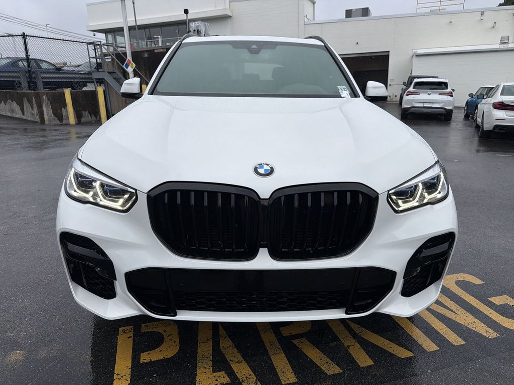 Thumbnail: 2022 BMW X5 - 14