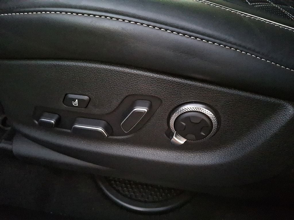 Thumbnail: 2023 Genesis GV80 - 11