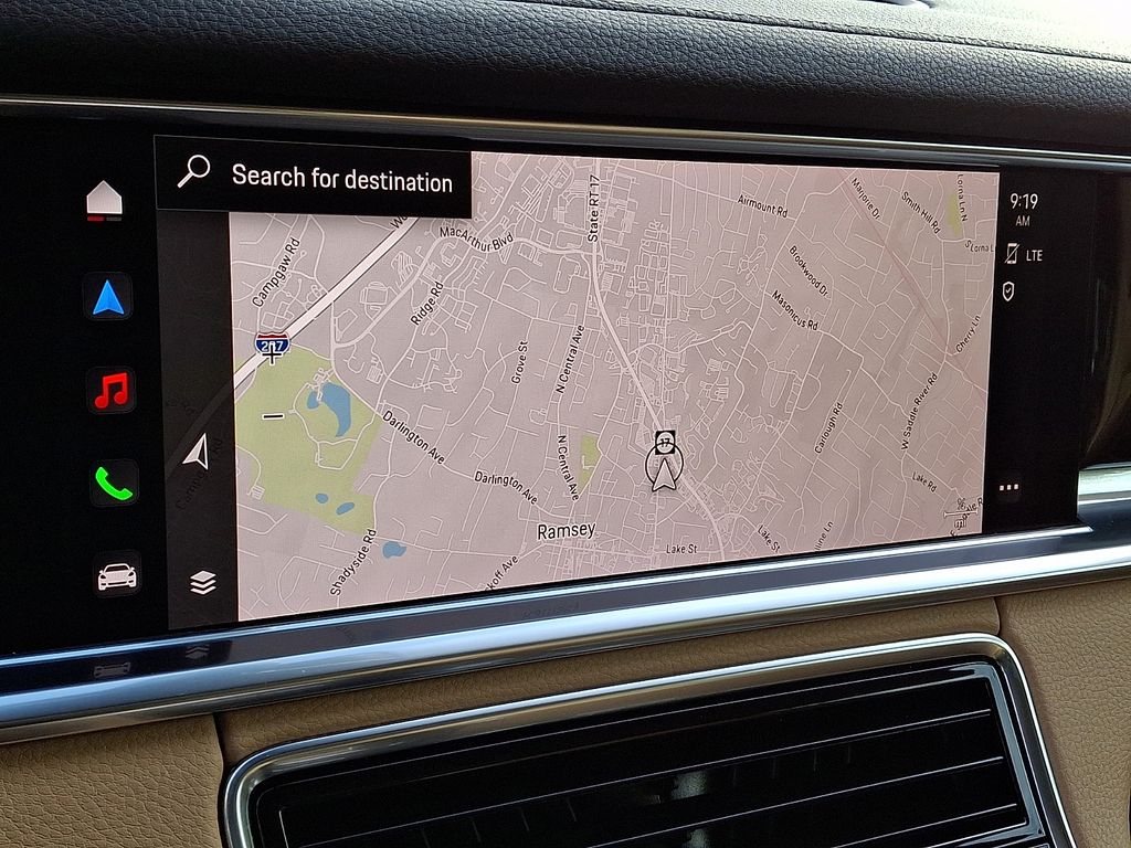 Thumbnail: 2022 Porsche Panamera - 15