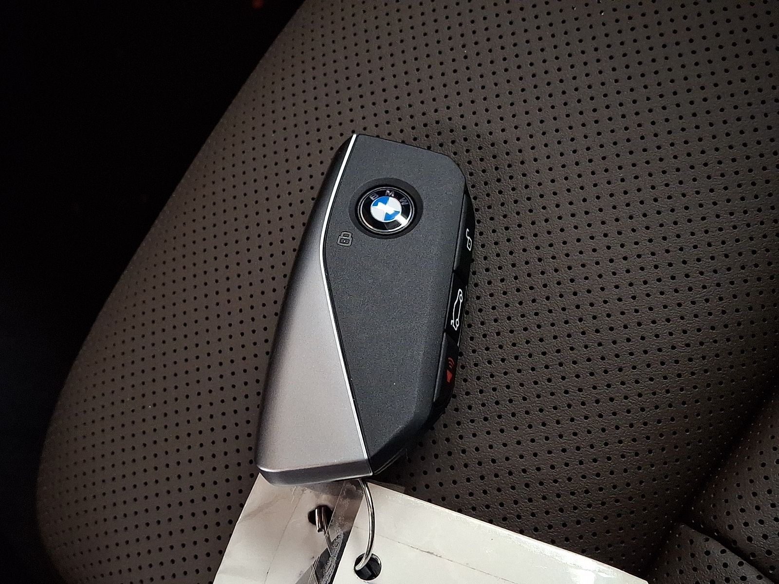 Thumbnail: 2025 BMW X3 - 24