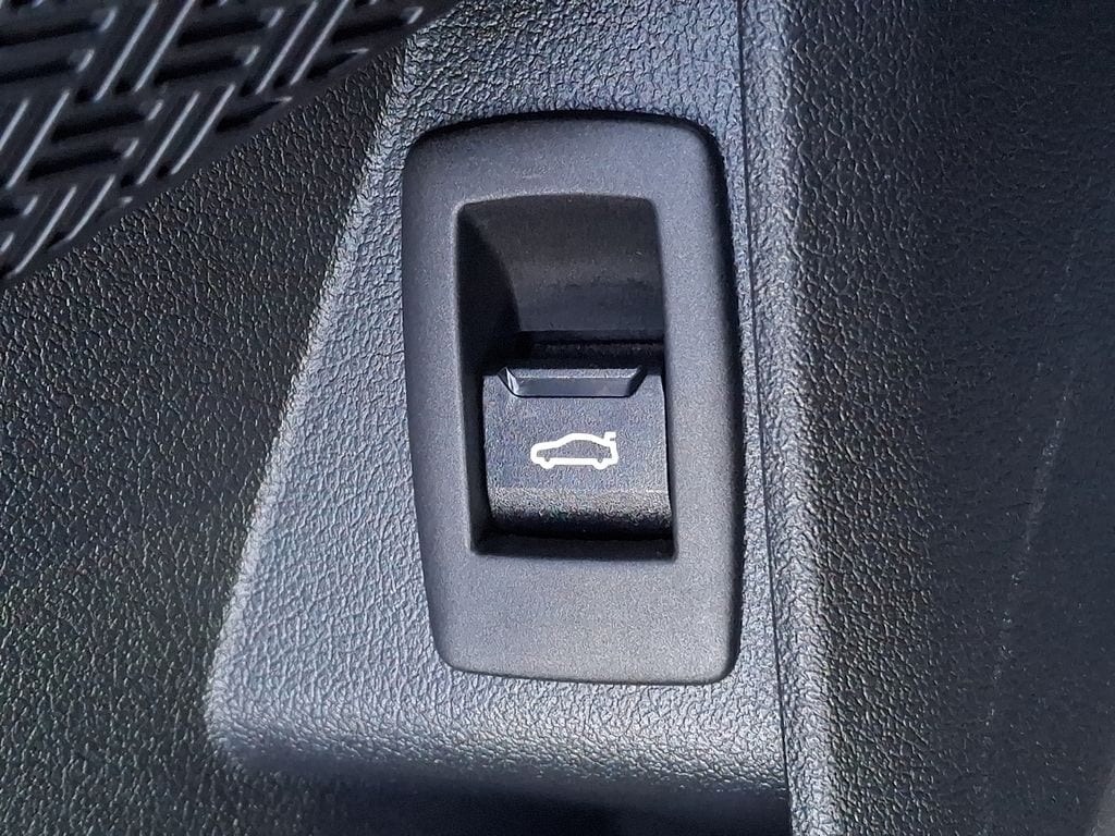 Thumbnail: 2025 BMW X2 - 23