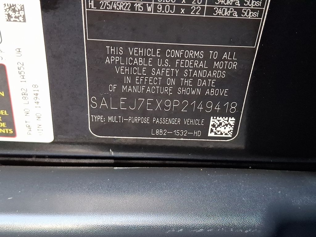 Thumbnail: 2023 Land Rover Defender - 26