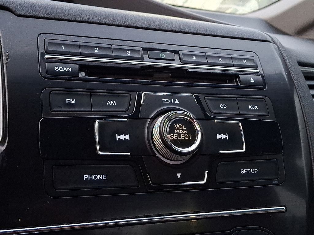 Thumbnail: 2013 Honda Civic - 16