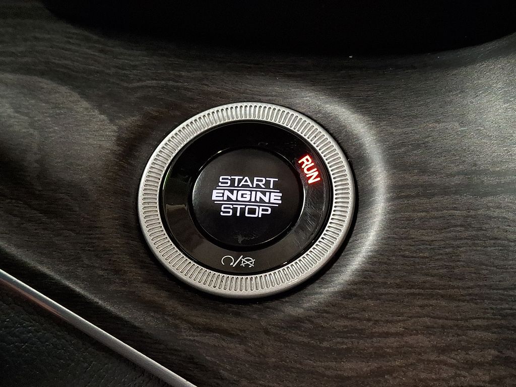 Thumbnail: 2024 Jeep Grand Cherokee - 17