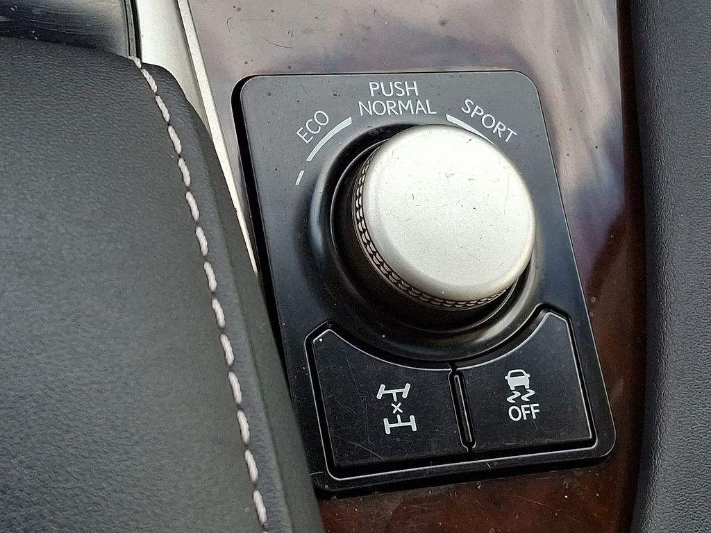 Thumbnail: 2017 Lexus RX - 23