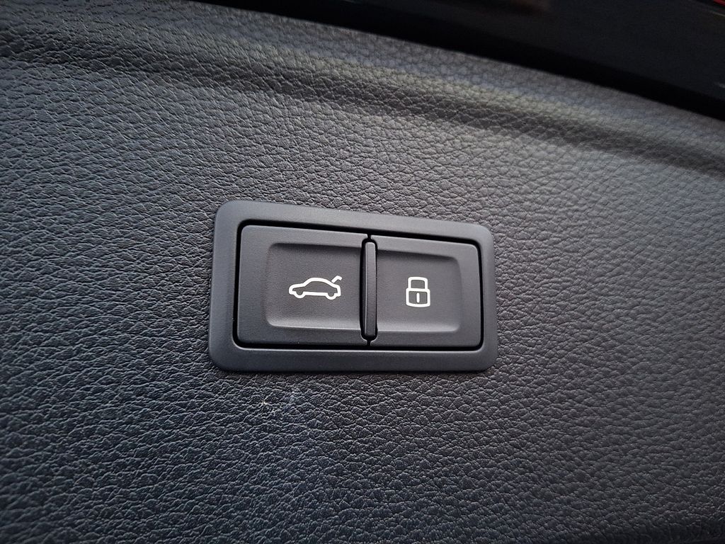 Thumbnail: 2024 Audi Q5 - 27