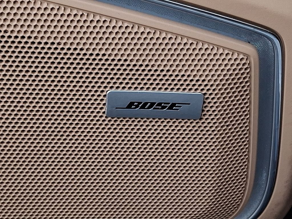 Thumbnail: 2022 Porsche Panamera - 23