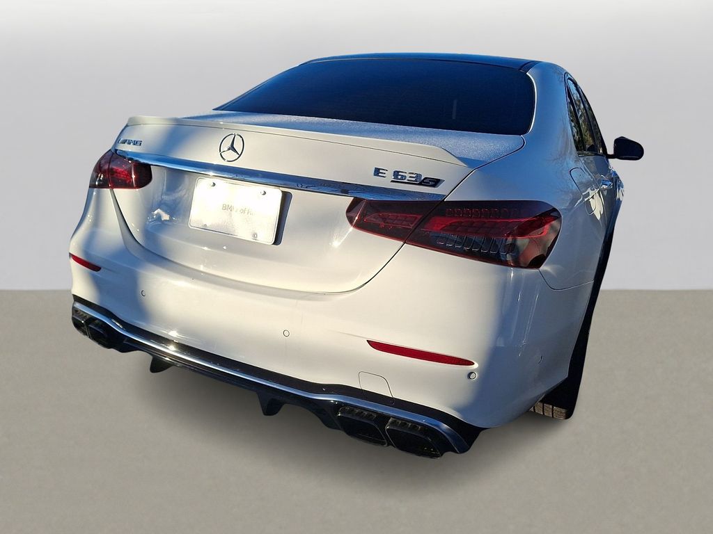 Thumbnail: 2021 Mercedes-Benz E-Class - 4