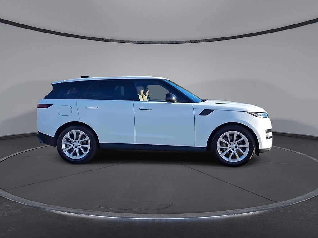 Thumbnail: 2025 Land Rover Range Rover Sport - 8