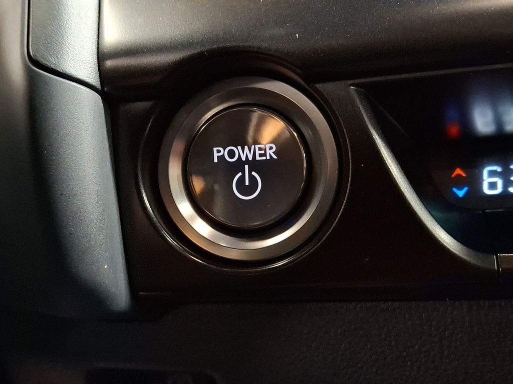 Thumbnail: 2023 Lexus UX - 20