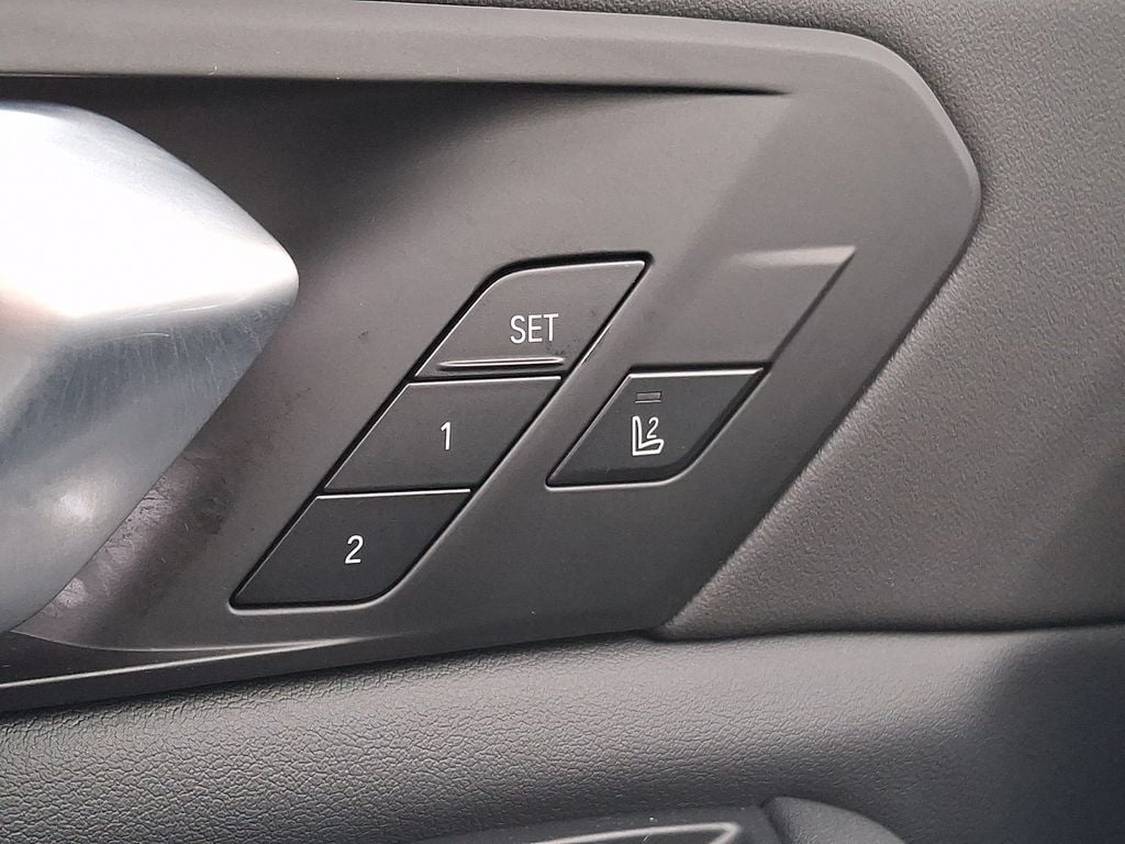 Thumbnail: 2026 BMW X5 - 24