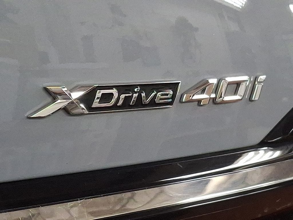 Thumbnail: 2024 BMW X7 - 28