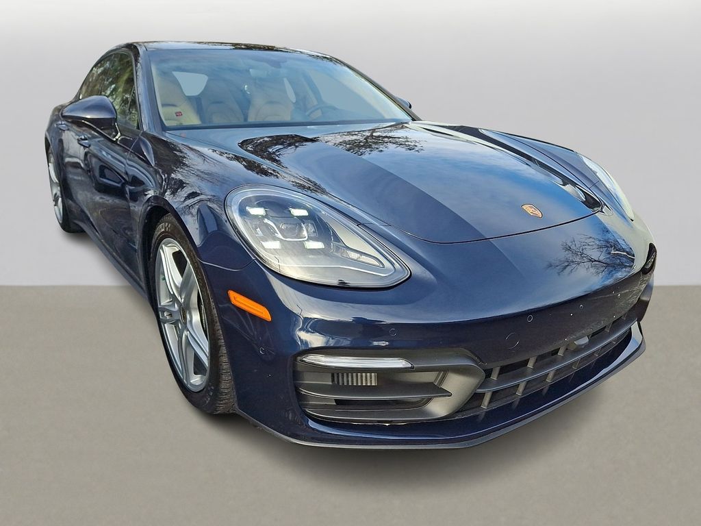 Thumbnail: 2022 Porsche Panamera - 3