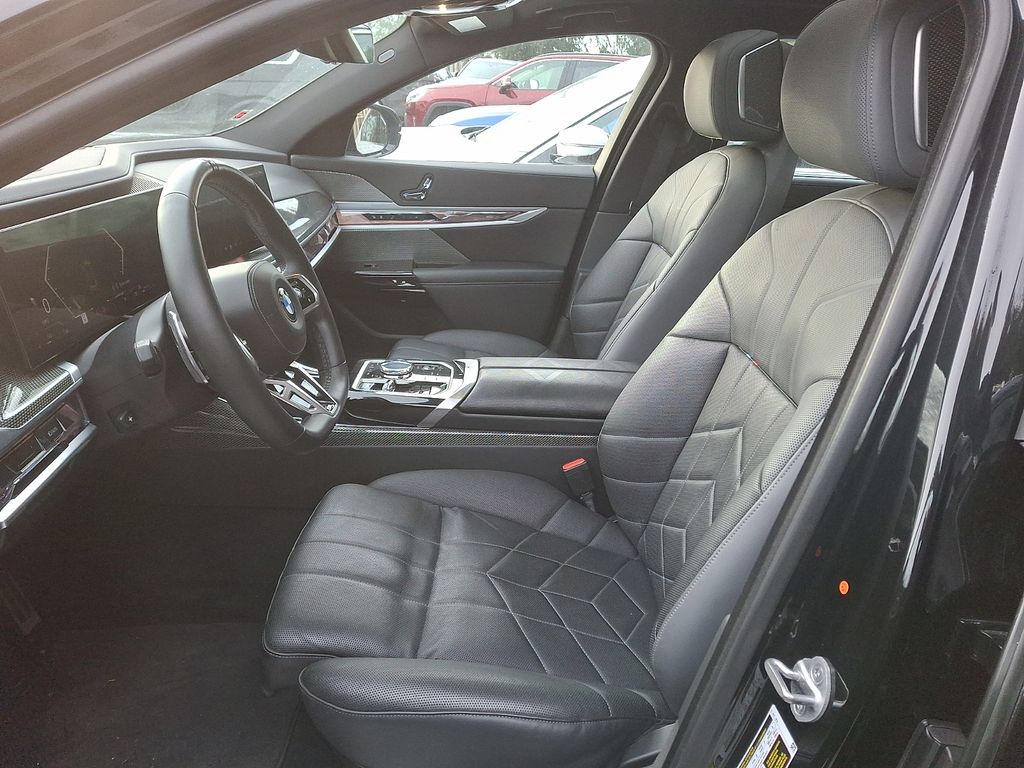 Thumbnail: 2023 BMW 7 Series - 8