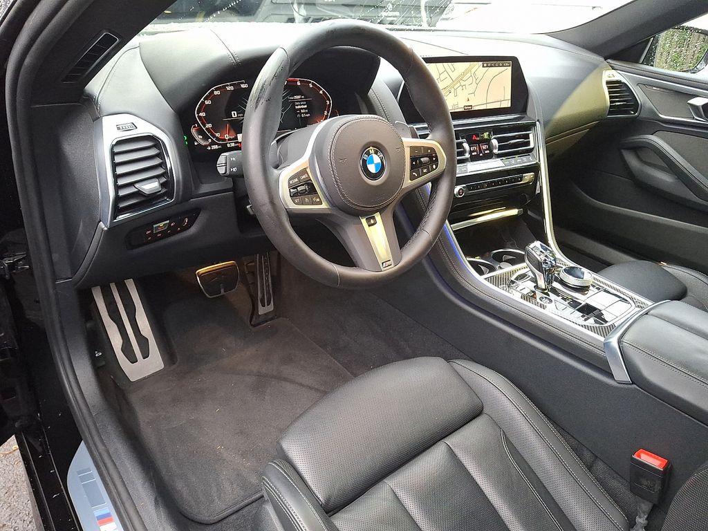 Thumbnail: 2022 BMW 8 Series - 10