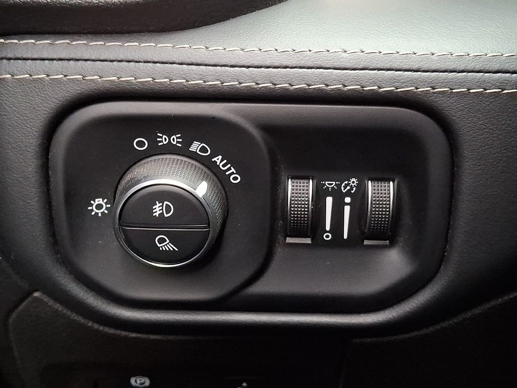 Thumbnail: 2019 RAM 1500 - 23