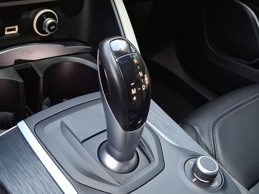 Thumbnail: 2019 Alfa Romeo Stelvio - 12