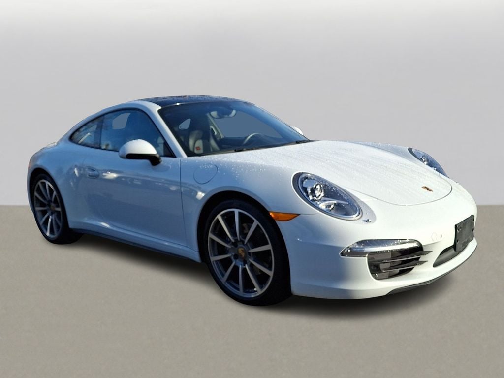 Thumbnail: 2015 Porsche 911 - 3