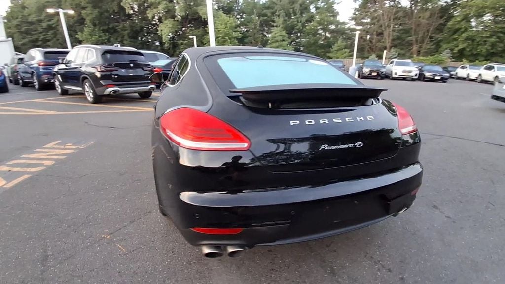 Thumbnail: 2015 Porsche Panamera - 7