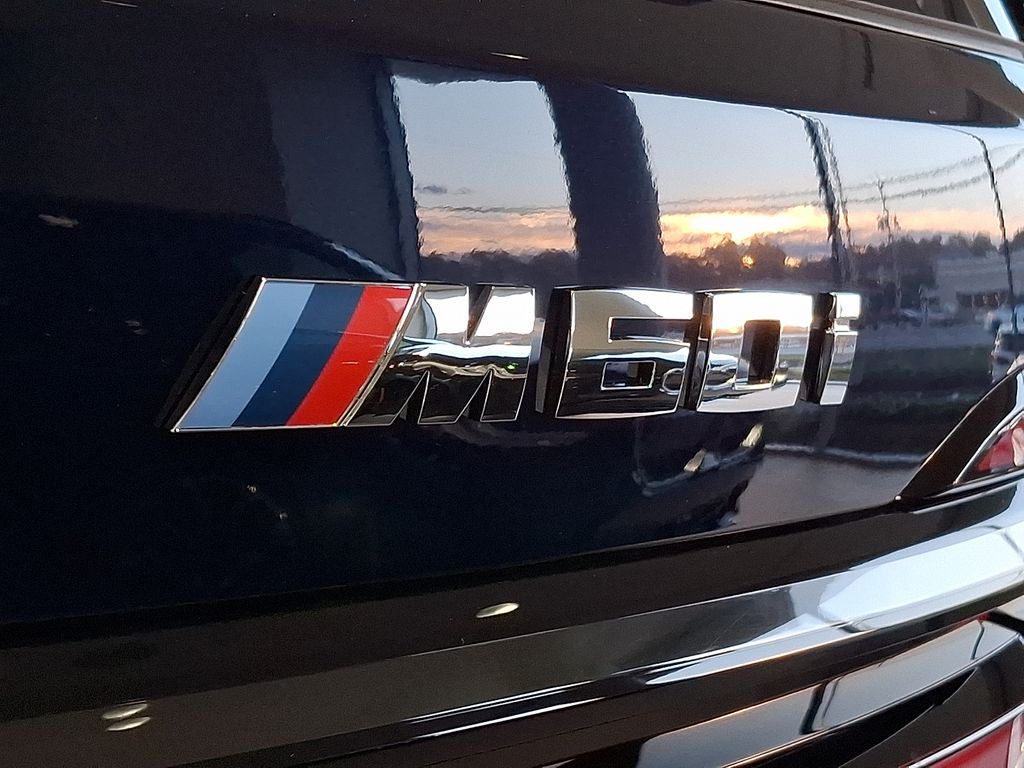 Thumbnail: 2027 BMW X7 - 9