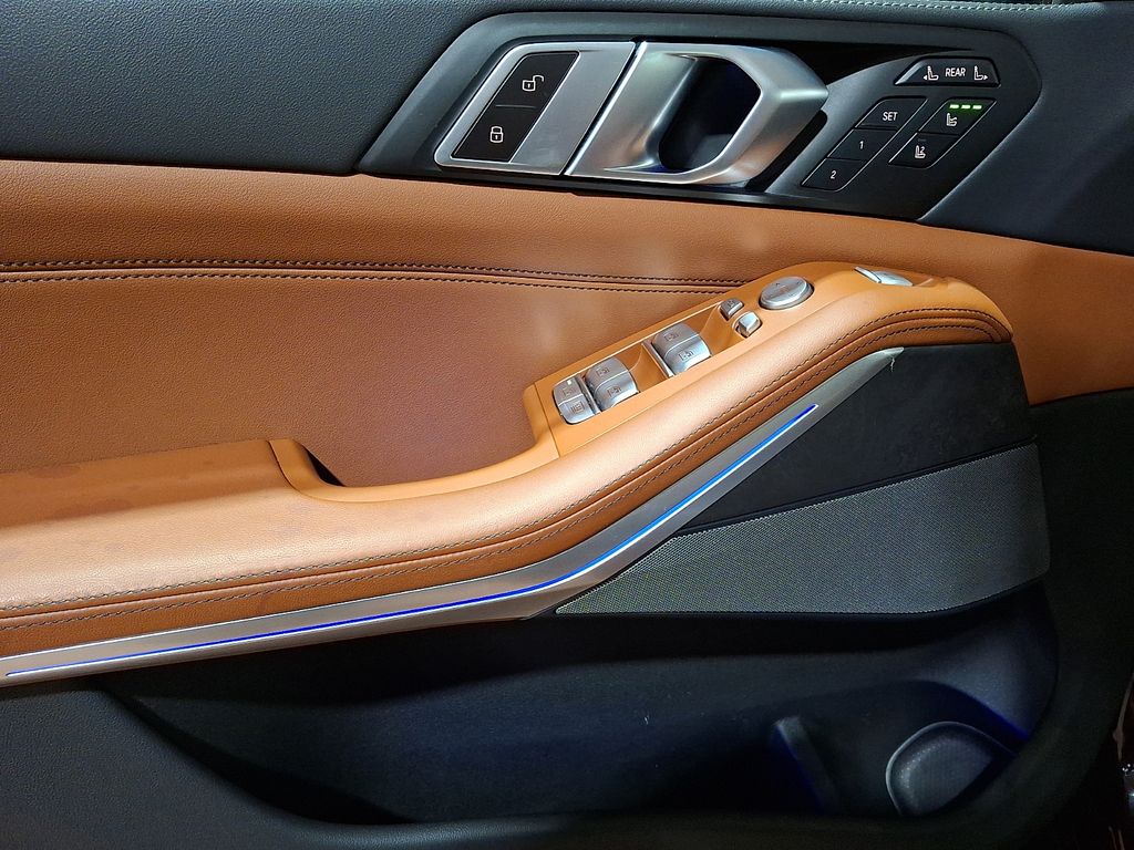 Thumbnail: 2024 BMW X7 - 9