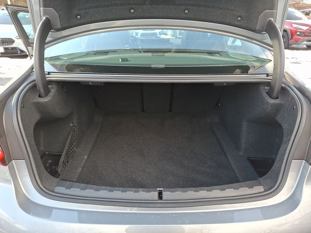 Thumbnail: 2023 BMW 3 Series - 28