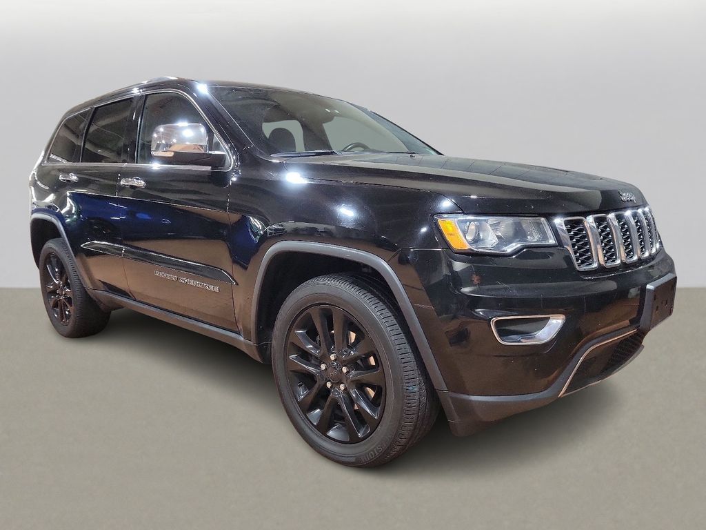 Thumbnail: 2018 Jeep Grand Cherokee - 2