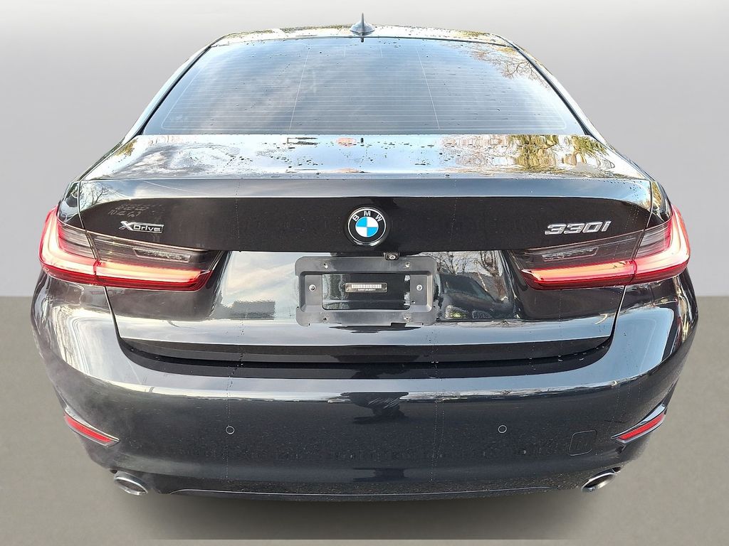 Thumbnail: 2020 BMW 3 Series - 4