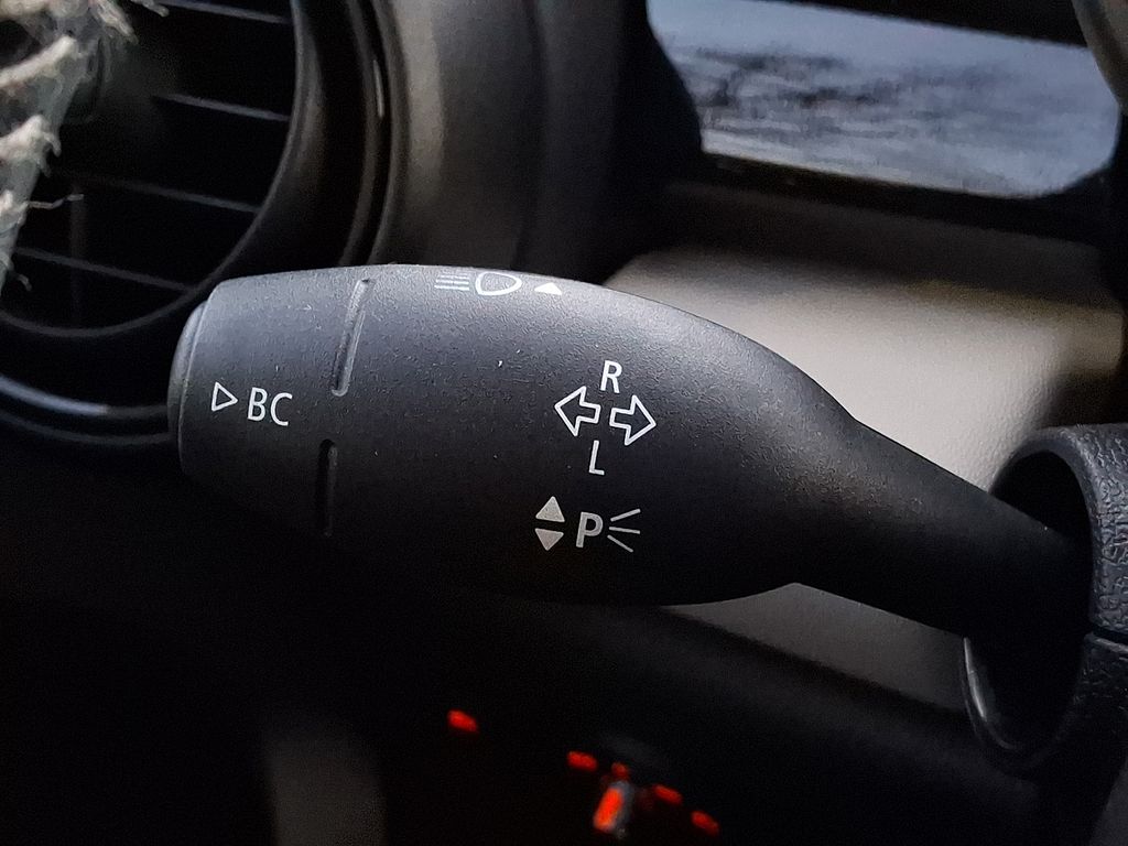 Thumbnail: 2017 MINI Cooper Convertible - 21